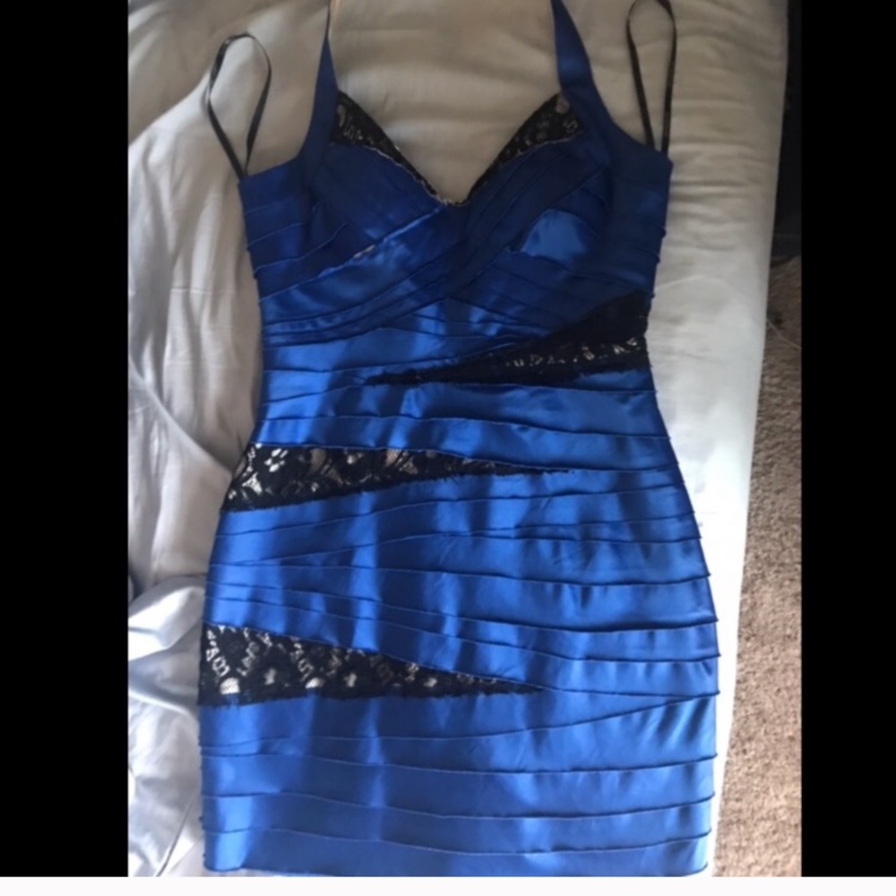 Gorgeous Bebe blue & black lace & satin dress - Picture 1 of 4